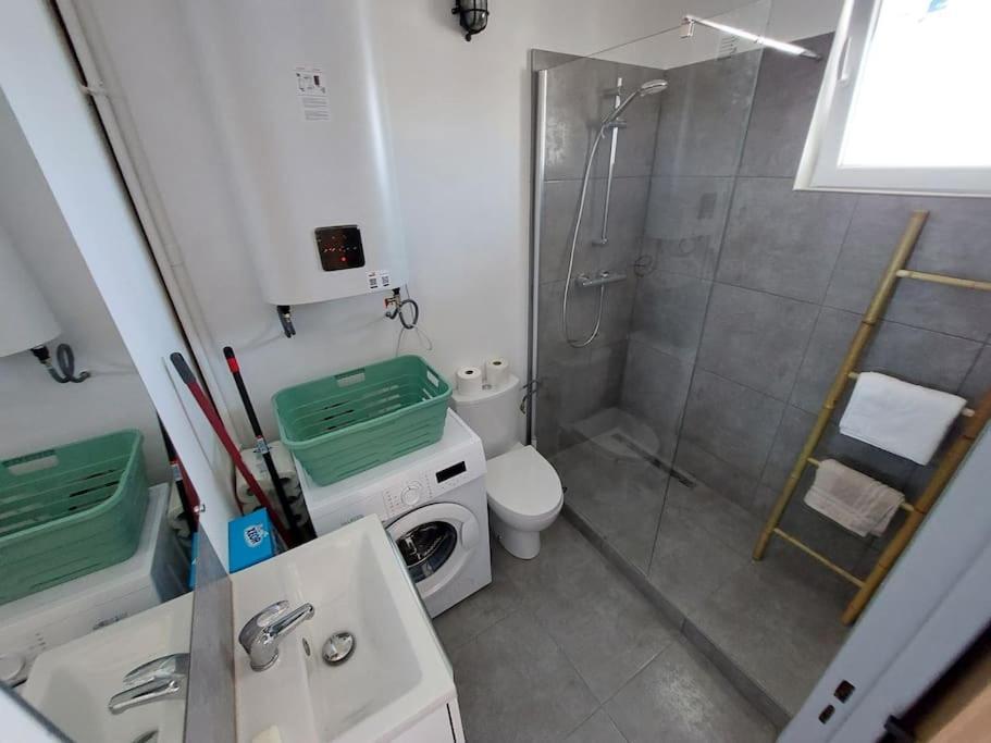 Apartamento Le Voltaire - T2 Neuf Face Pyrenees Tarbes Exterior foto