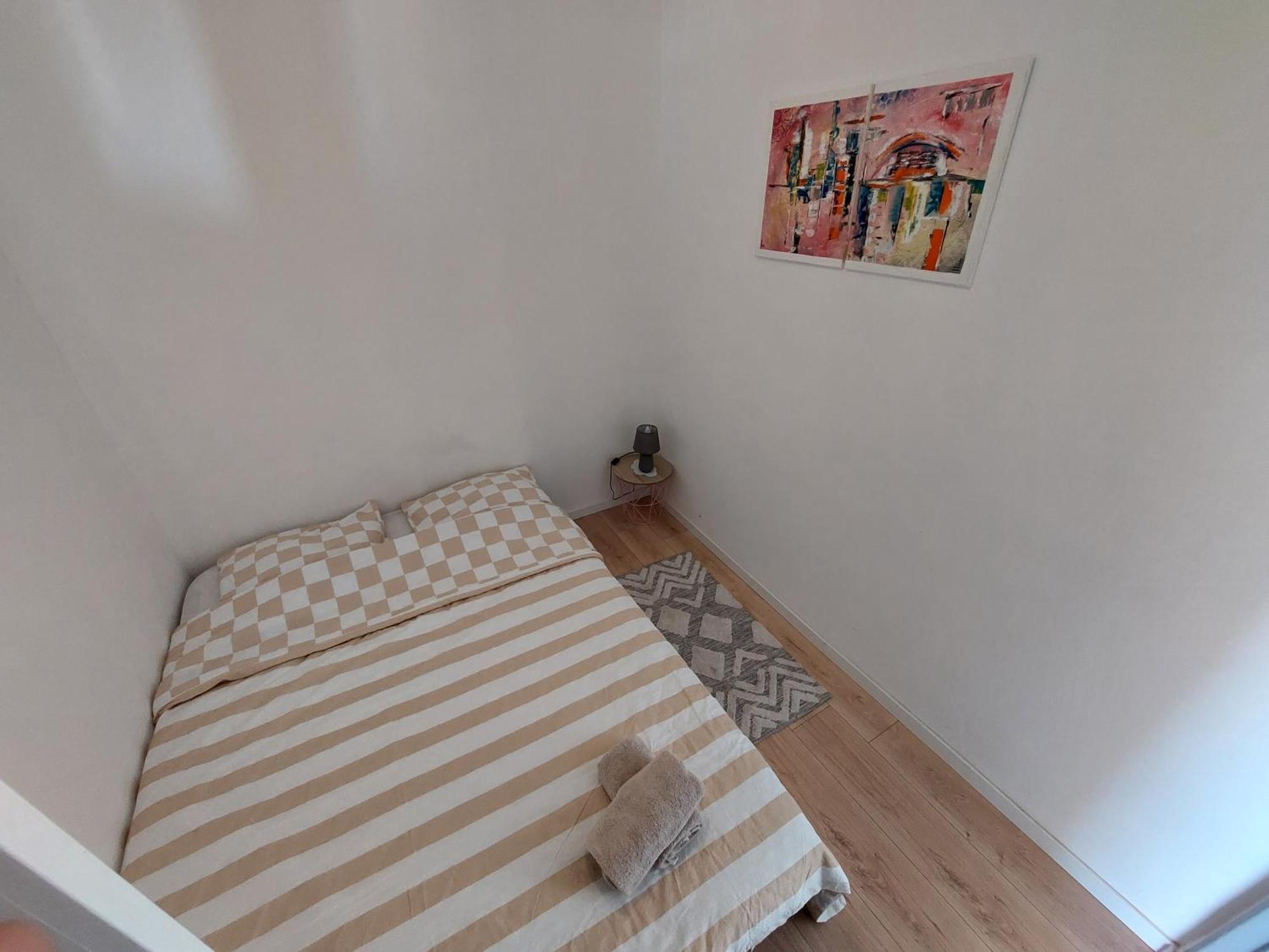 Apartamento Le Voltaire - T2 Neuf Face Pyrenees Tarbes Exterior foto